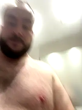 Snapshot of different-strokes chatting on 11/21/25, 05:23 different-strokes online show from 11/21/25, 05:23