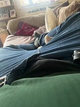 Snapshot of different-strokes chatting on 11/03/25, 01:26 different-strokes online show from 11/03/25, 01:26