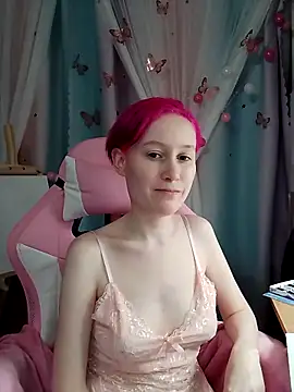 Fuzzy Unicorn online show from 11/06/25, 07:07