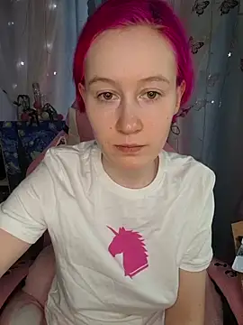 Fuzzy Unicorn online show from 04/13/26, 10:08