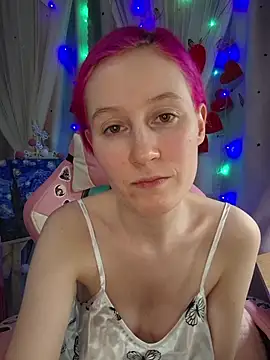 Fuzzy Unicorn online show from 02/16/26, 07:34