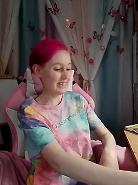 Fuzzy Unicorn online show from 11/28/25, 07:47