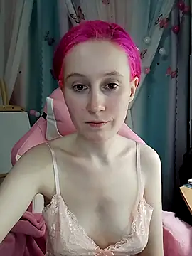 Fuzzy Unicorn online show from 11/18/25, 07:17