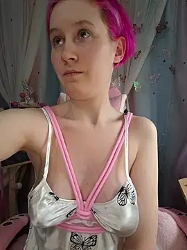 Fuzzy Unicorn online show from 03/03/26, 07:32