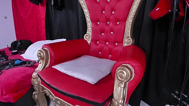 LiliThara online show from 02/02/26, 06:45