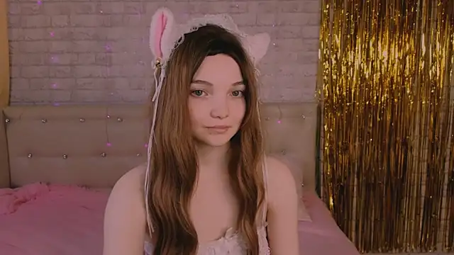 AnimeAlica18 online show from 03/05/26, 02:52