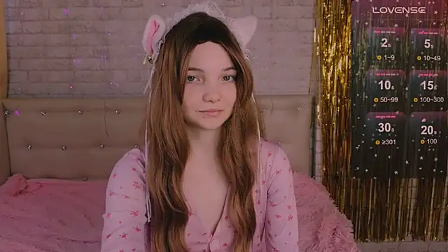 AnimeAlica18 online show from 02/14/26, 03:18