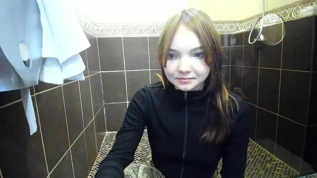 Snapshot of AnimeAlica18 chatting on 10/15/25, 02:54 AnimeAlica18 online show from 10/15/25, 02:54