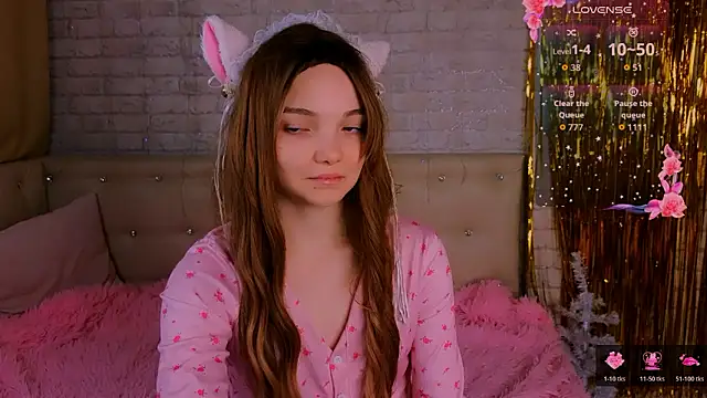 AnimeAlica18 online show from 01/14/26, 02:48