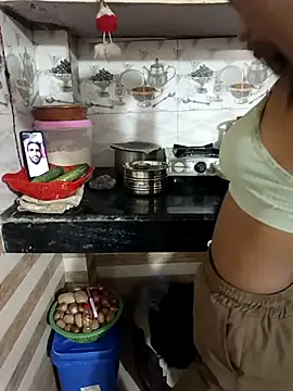 Snapshot of Geeta-satr chatting on 04/02/26, 04:35 Geeta-satr online show from 04/02/26, 04:35