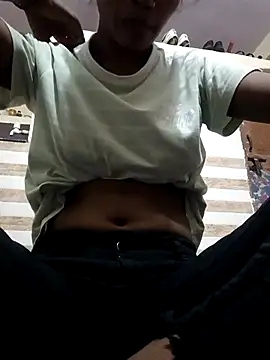 Snapshot of Geeta-satr chatting on 09/23/25, 03:52 Geeta-satr online show from 09/23/25, 03:52