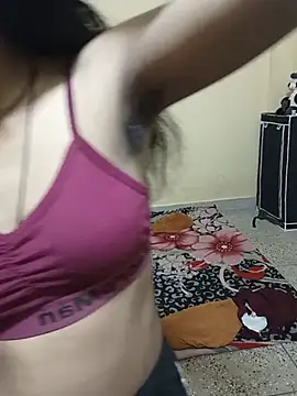 Snapshot of Geeta-satr chatting on 05/26/26, 05:11 Geeta-satr online show from 05/26/26, 05:11