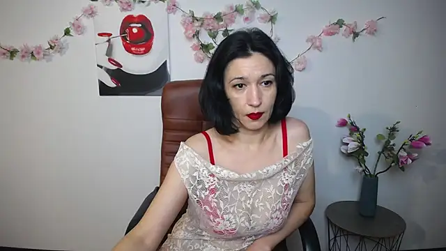 CameronEnns online show from 12/04/25, 07:24