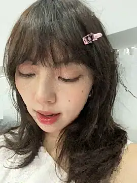 xuannv0000 online show from 01/15/26, 09:01