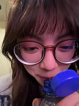 xuannv0000 online show from 01/09/26, 07:54