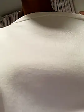 Flacidas online show from 10/31/25, 04:14