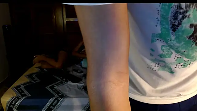 yenami online show from 12/19/25, 06:05