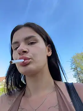 Snapshot of MiraReach chatting on 06/19/26, 01:55 MiraReach online show from 06/19/26, 01:55