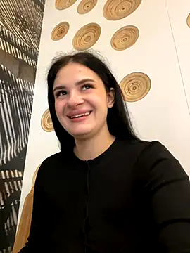 MiraReach online show from 10/05/25, 03:41