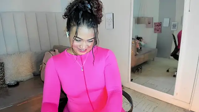 veronica b07 online show from 05/08/26, 04:11