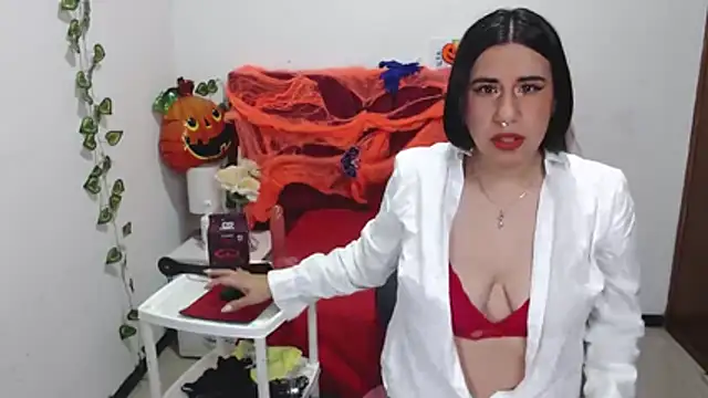 Julieta curvy69 online show from 10/24/25, 12:15