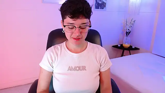 jeroharper online show from 10/06/25, 01:23