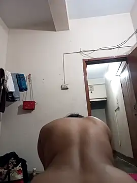 Hotty-couple063 online show from 09/13/25, 07:14
