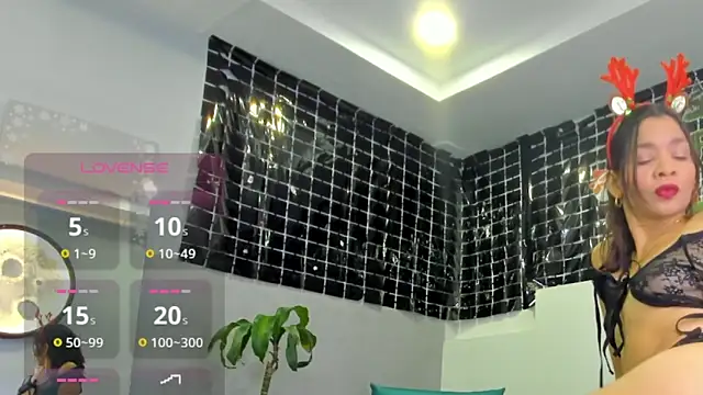 klariz09 online show from 12/22/25, 07:03