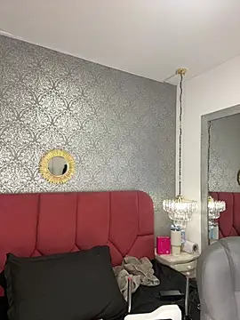 Katie shuangs online show from 03/29/26, 07:37