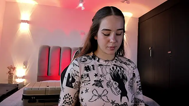 AlliceLover online show from 04/03/26, 12:00