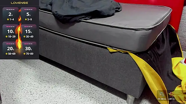 Ian1  online show from 10/30/25, 11:08