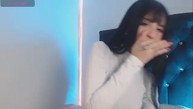 Lia  1 online show from 10/09/25, 01:22