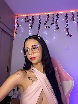 Lia  1 online show from 01/10/26, 09:32