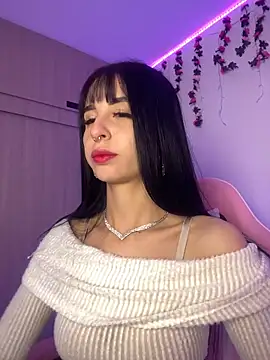 Lia  1 online show from 11/29/25, 10:21