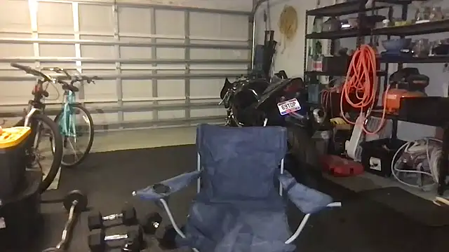 Snapshot of tattedNitalian chatting on 10/27/25, 02:23 tattedNitalian online show from 10/27/25, 02:23