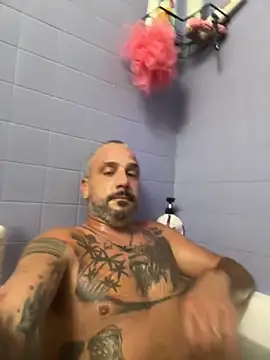 tattedNitalian online show from 12/03/25, 02:12