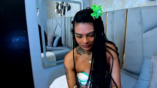 EmmaEbony  online show from 03/18/26, 11:57