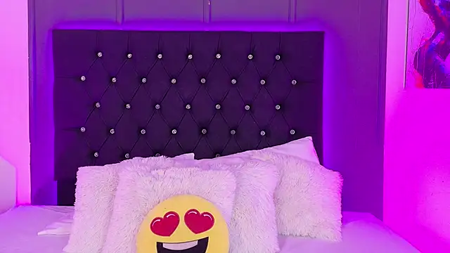 Snapshot of Billie_Eilish chatting on 09/09/25, 09:02 Billie Eilish online show from 09/09/25, 09:02