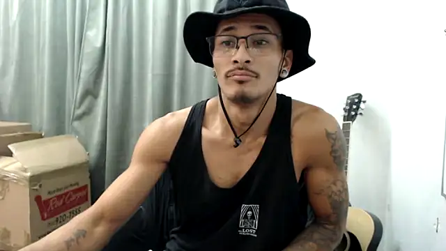 tanjir020 online show from 03/16/26, 05:44