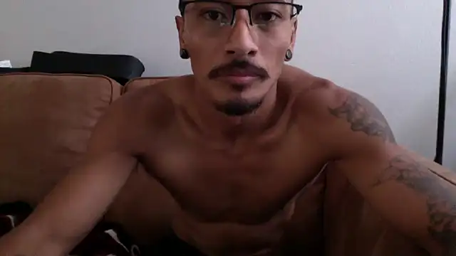 tanjir020 online show from 09/26/25, 05:53