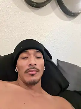 tanjir020 online show from 03/19/26, 04:18