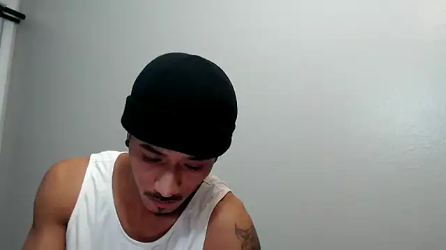 tanjir020 online show from 12/18/25, 06:12