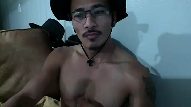 tanjir020 online show from 11/12/25, 09:24