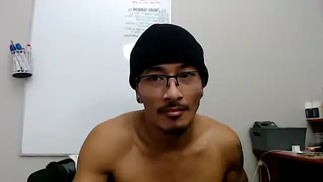 tanjir020 online show from 02/21/26, 08:00