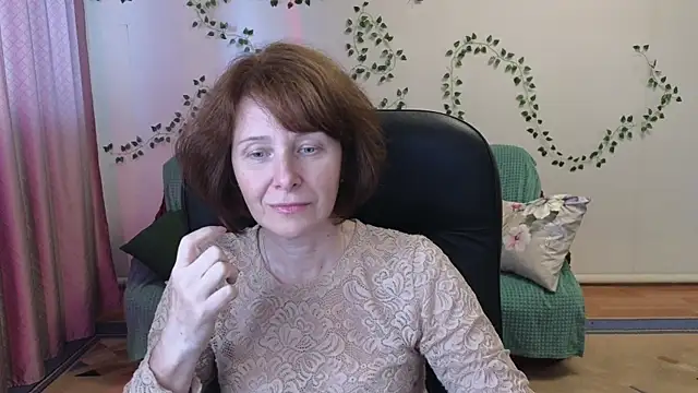 Snapshot of Lia_Tito chatting on 06/08/26, 01:00 Lia Tito online show from 06/08/26, 01:00