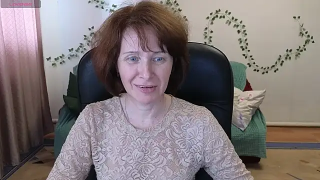 Lia Tito online show from 06/02/26, 01:11
