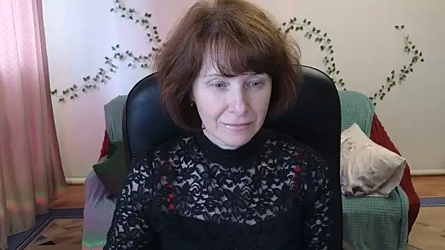 Lia Tito online show from 04/08/26, 06:37