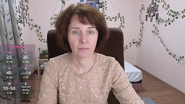 Snapshot of Lia_Tito chatting on 11/20/25, 06:14 Lia Tito online show from 11/20/25, 06:14