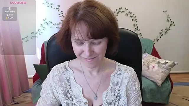 Lia Tito online show from 04/16/26, 08:37