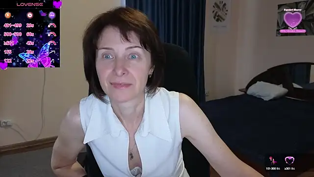 Snapshot of Lia_Tito chatting on 09/20/25, 05:23 Lia Tito online show from 09/20/25, 05:23